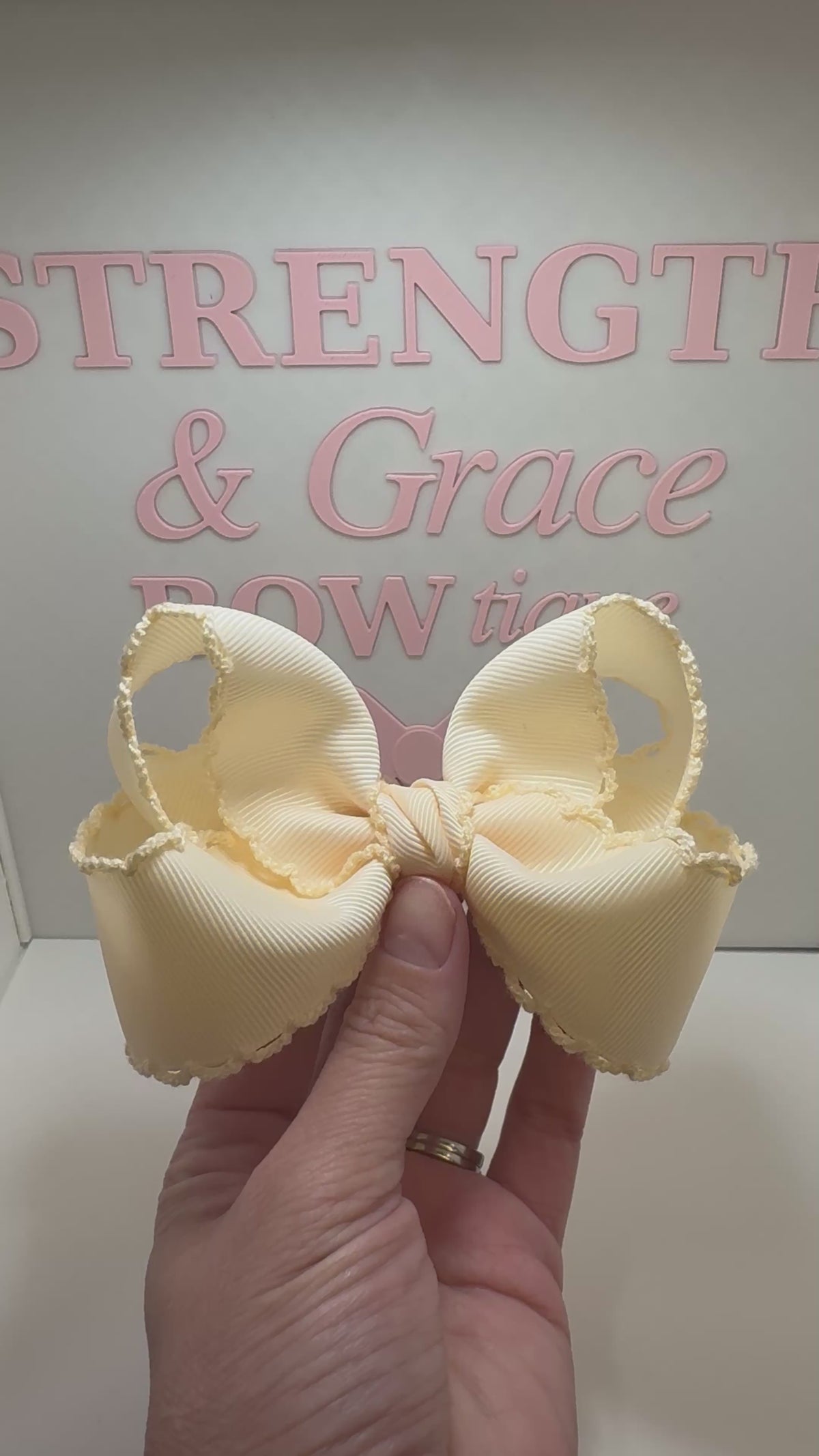 Strength Bow 4 inch Moonstitch
